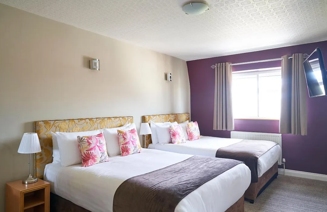 Antoinette Hotel Wimbledon-1