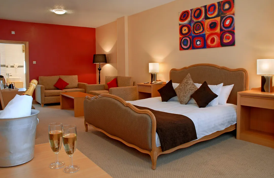Antoinette Hotel Wimbledon-1